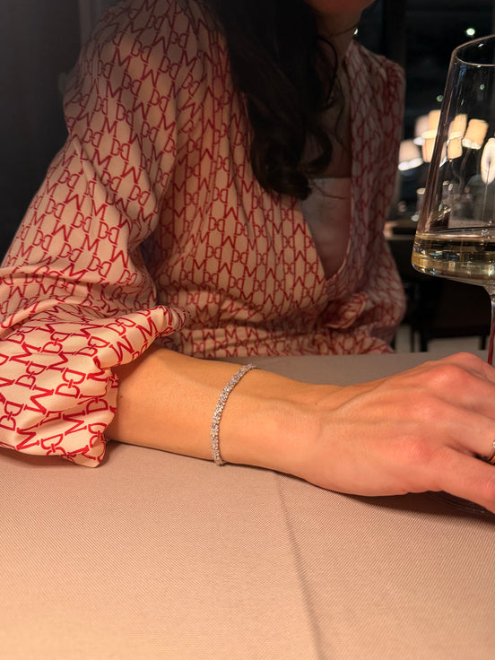 Silver bracelet with cubic zirconia