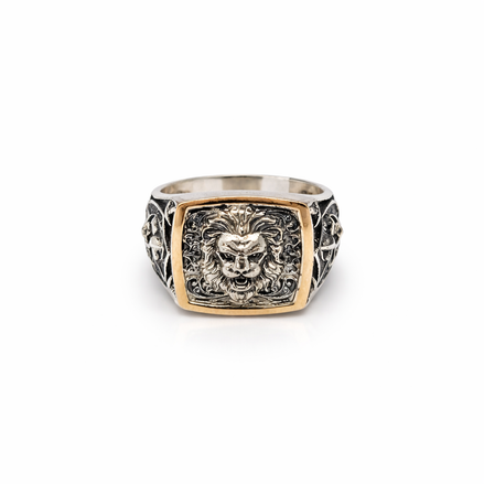 Lion signet silver ring