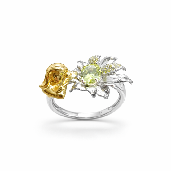 NO SIZE Fairy silver ring with gold vermail