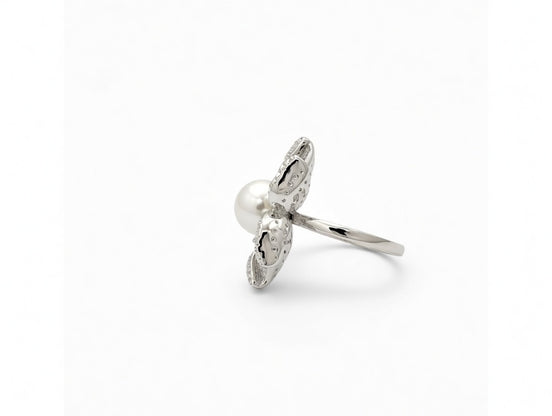 Floral pearl ring with green and white zirconia