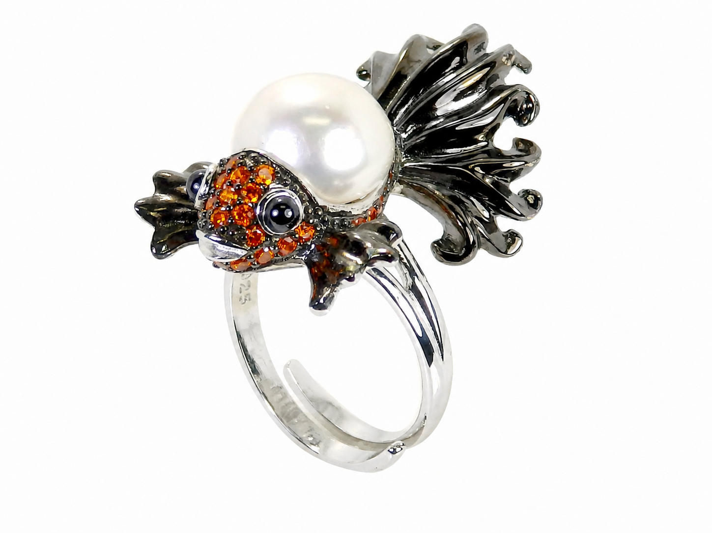 Silver goldfish ring with pearl