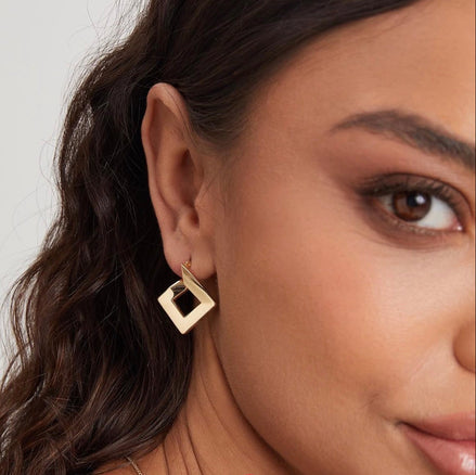 Twisted geometric gold earrings